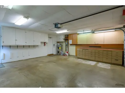 159 Westbrook Way Eugene OR 97405