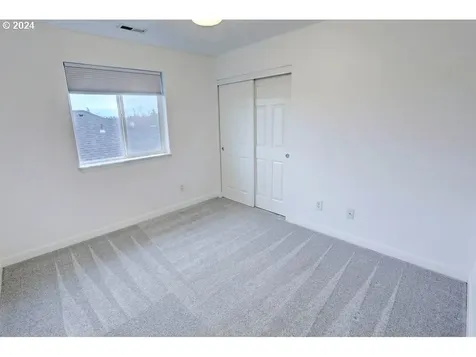 14785 Orchard Street Ne Aurora OR 97002