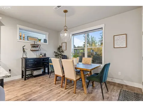 8510 N Hargrave Street Camas WA 98607