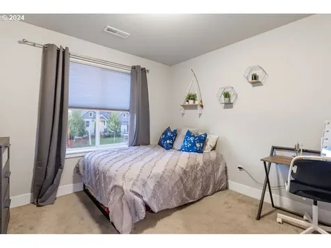 8510 N Hargrave Street Camas WA 98607