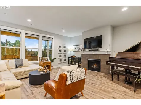 8510 N Hargrave Street Camas WA 98607