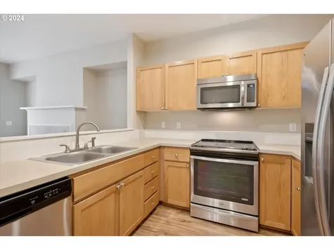 6327 SW Vinwood Terrace Beaverton OR 97078