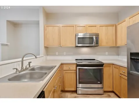 6327 SW Vinwood Terrace Beaverton OR 97078