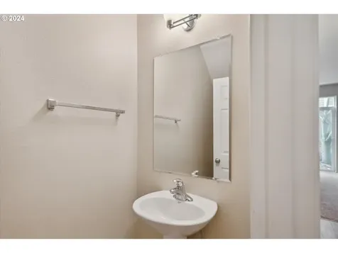 6327 SW Vinwood Terrace Beaverton OR 97078