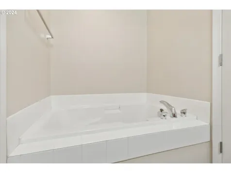 6327 SW Vinwood Terrace Beaverton OR 97078