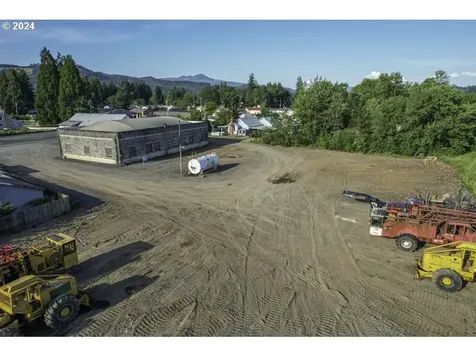 3243 Highway 20 Sweet Home OR 97386