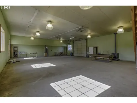 3243 Highway 20 Sweet Home OR 97386