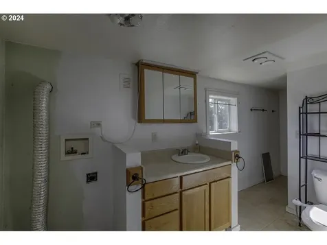 3243 Highway 20 Sweet Home OR 97386