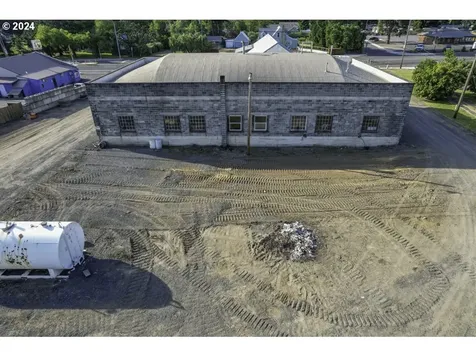 3243 Highway 20 Sweet Home OR 97386