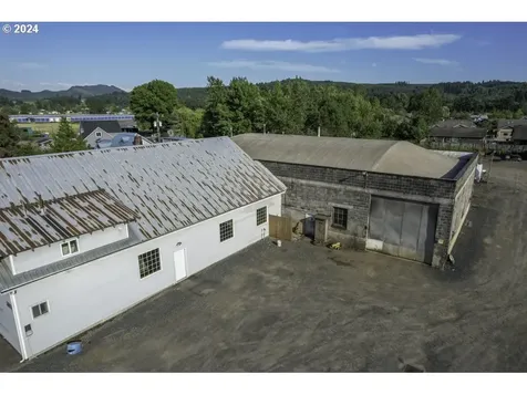 3243 Highway 20 Sweet Home OR 97386