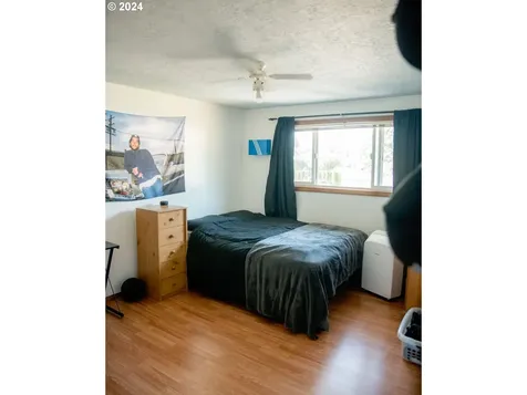 1186 Netzel Street Oregon City OR 97045