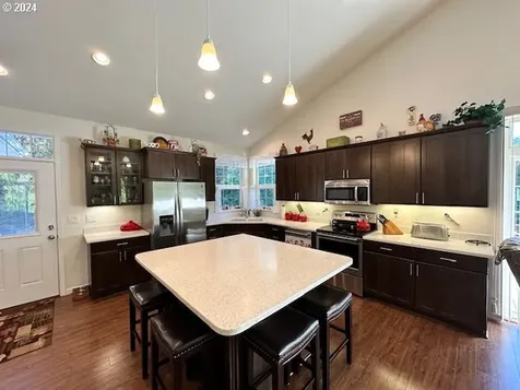 4881 Gloria Gayle Way Florence OR 97439