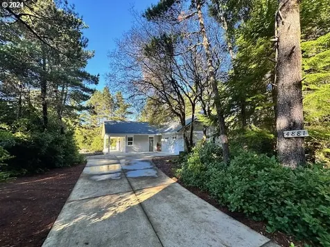 4881 Gloria Gayle Way Florence OR 97439