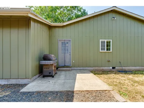 5241 Sugarpine Circle Eugene OR 97402
