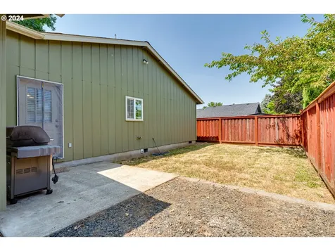 5241 Sugarpine Circle Eugene OR 97402