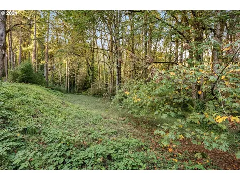 4666 NW Woodside Terrace Portland OR 97210