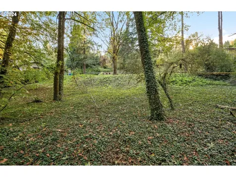 4666 NW Woodside Terrace Portland OR 97210