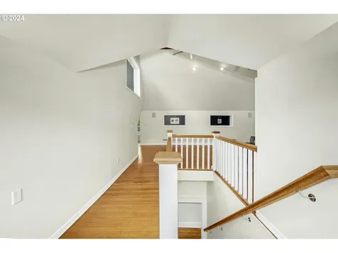 3144 Ne 15th Avenue Portland OR 97212