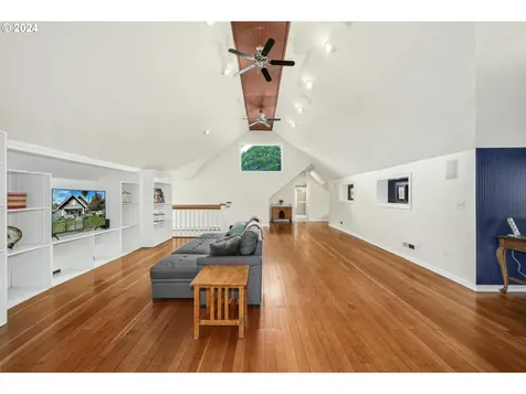 3144 Ne 15th Avenue Portland OR 97212