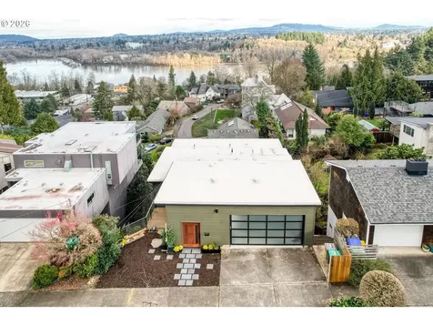7528 S Kelly Avenue Portland OR 97219