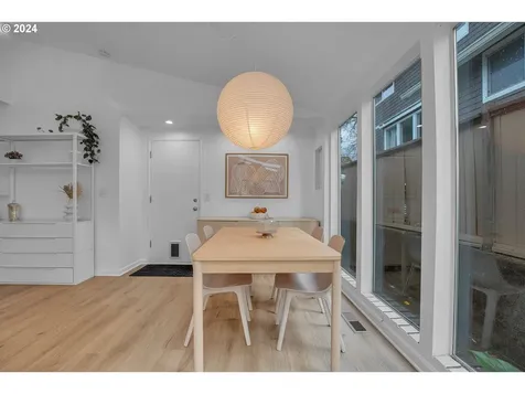 8603 SW 19th Avenue Portland OR 97219