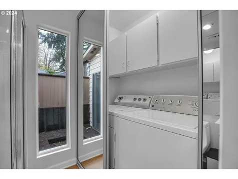 8603 SW 19th Avenue Portland OR 97219
