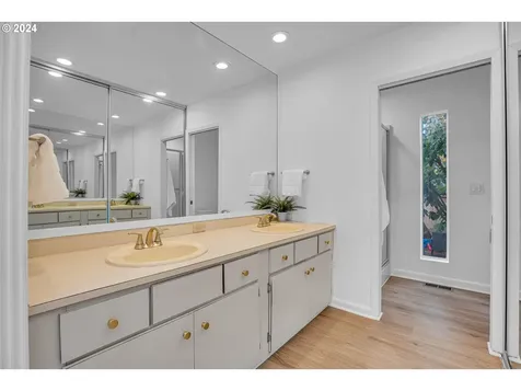 8603 SW 19th Avenue Portland OR 97219