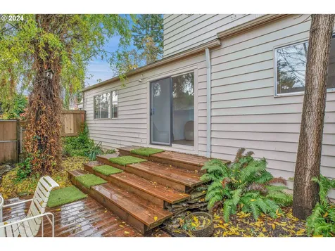 8603 SW 19th Avenue Portland OR 97219