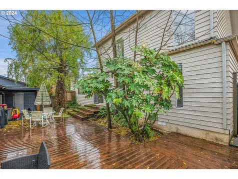 8603 SW 19th Avenue Portland OR 97219