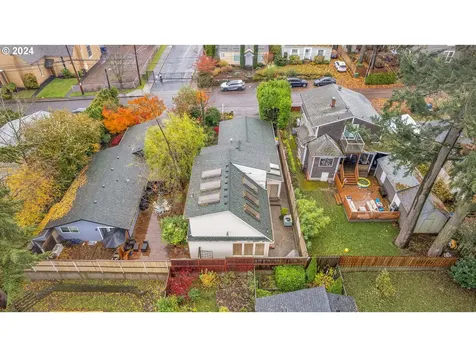8603 SW 19th Avenue Portland OR 97219