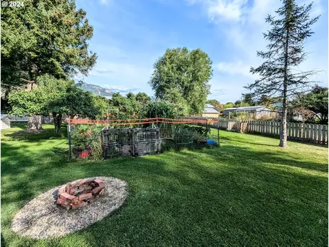803 Ash Street Cove OR 97824