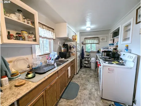 803 Ash Street Cove OR 97824