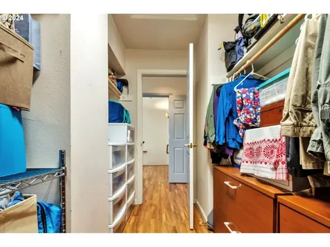 10215 Nw Village Heights Drive Portland OR 97229