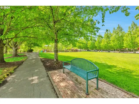 10215 Nw Village Heights Drive Portland OR 97229