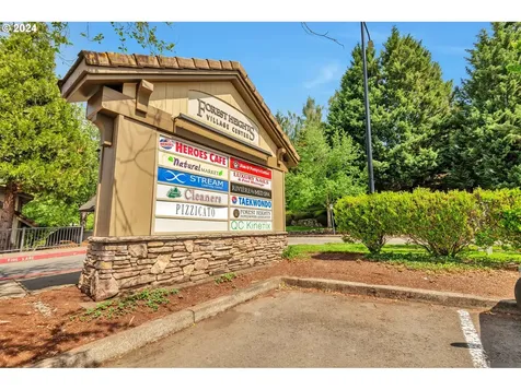 10215 Nw Village Heights Drive Portland OR 97229