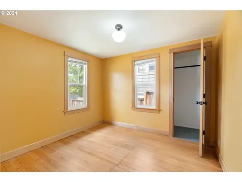 8080 SE 6th Avenue Portland OR 97202