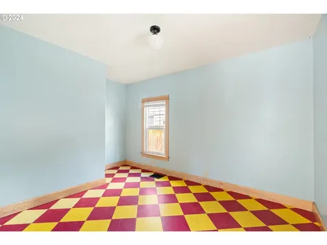 8080 SE 6th Avenue Portland OR 97202