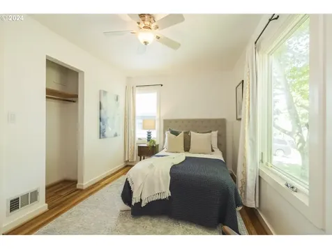 5713 Ne 13th Avenue Portland OR 97211