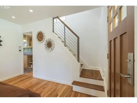 5713 Ne 13th Avenue Portland OR 97211