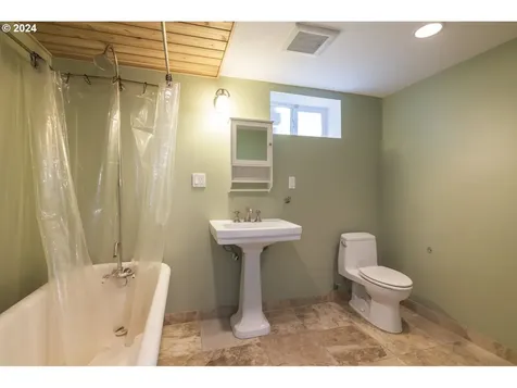 5713 Ne 13th Avenue Portland OR 97211