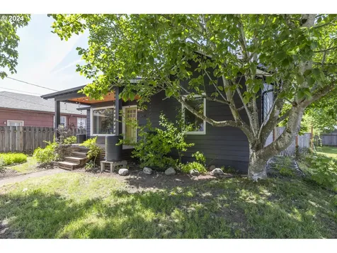 5713 Ne 13th Avenue Portland OR 97211