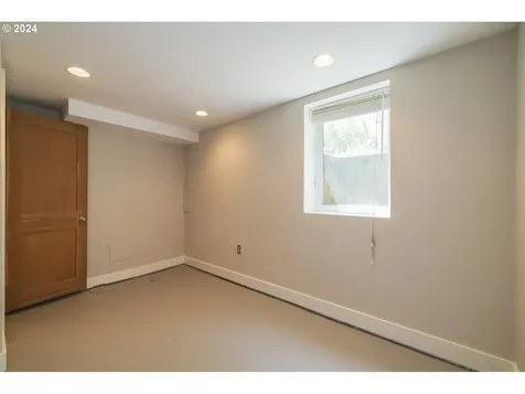 5713 Ne 13th Avenue Portland OR 97211
