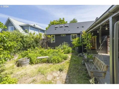 5713 Ne 13th Avenue Portland OR 97211