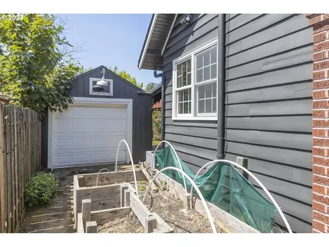 5713 Ne 13th Avenue Portland OR 97211