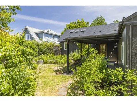 5713 Ne 13th Avenue Portland OR 97211