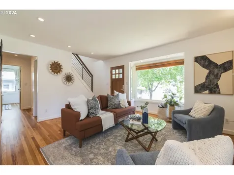 5713 Ne 13th Avenue Portland OR 97211
