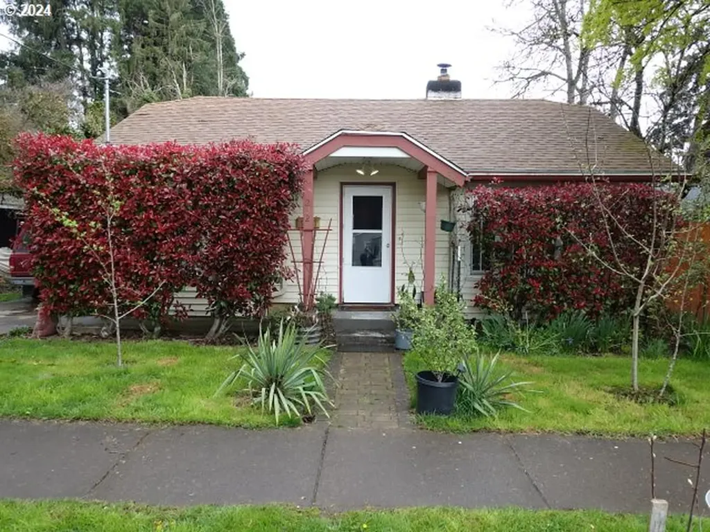 232 Ackerman Street W Monmouth OR 97361