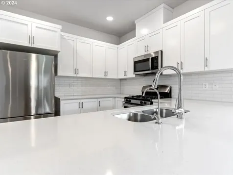 15207 Nw Orchid Street Portland OR 97229