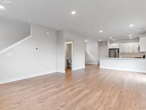15207 Nw Orchid Street Portland OR 97229