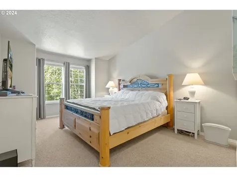 1788 SE Eagle Lane Gresham OR 97080